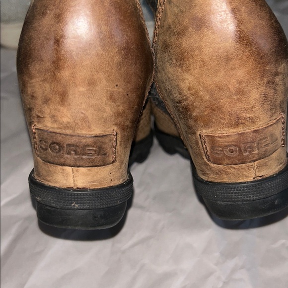 LIKE NEW Sorel Lexie Wedge Boots Size 7 - Picture 6 of 8